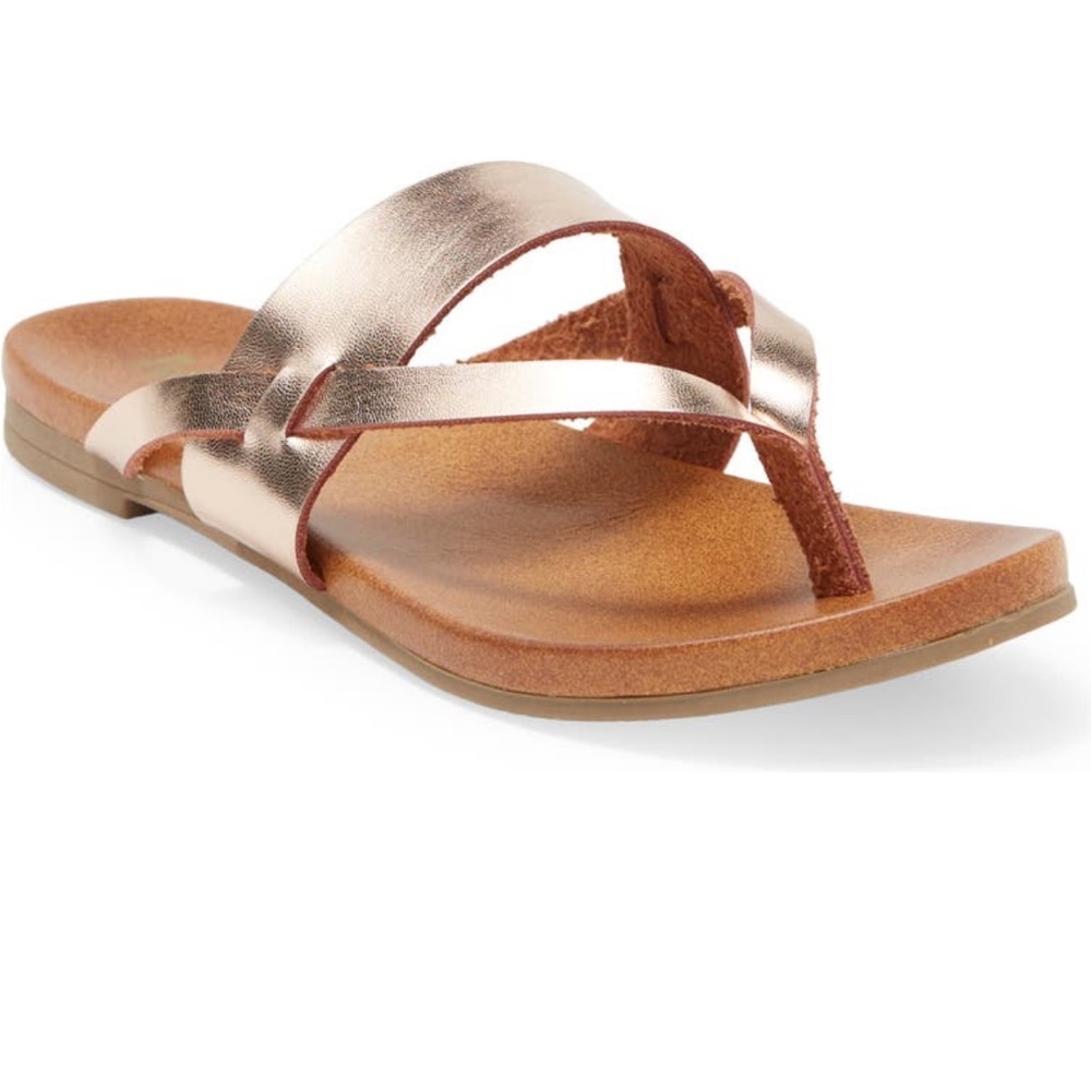 NWT. NIB Nordstrom MIA Kids’ Violette Sandal. Rose Gold 13…
